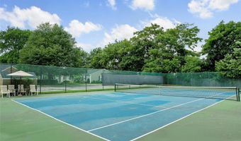 55 Harbor N, Amityville, NY 11701