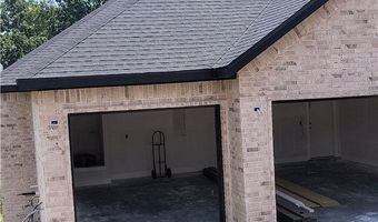 6 Carnahan Ln, Bella Vista, AR 72715