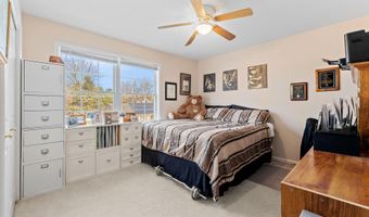 1409 Cable Ave, Beachwood, NJ 08722