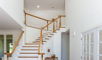 7009 PERSIMMON TREE Rd, Bethesda, MD 20817