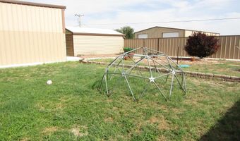 27 W Compress Rd, Artesia, NM 88210
