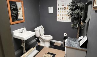 1020 16th St, Bedford, IN 47421