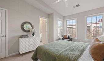 3110- C 9TH Rd N, Arlington, VA 22201