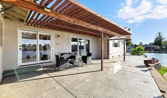 11 Alhambra Ct, Antioch, CA 94509