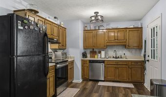 168 Circle Dr, Auburn, KY 42206