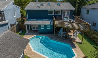 310 MAGNOLIA St, Atlantic Beach, FL 32233