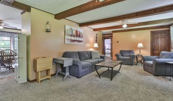 15 Edinburgh Dr, Bedford, NH 03110