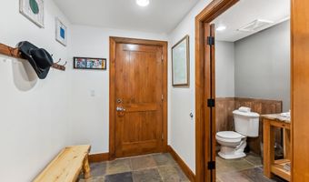 205 Bear Paw B102, Avon, CO 81620