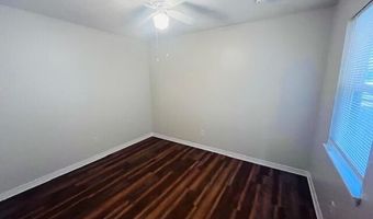 1223 King Henry Dr, Ocean Springs, MS 39564