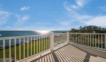 84 Johnsons Point Rd, Branford, CT 06405