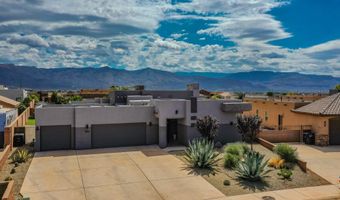 3566 Calle Verde Dr, Alamogordo, NM 88310