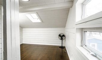 281 Richardson Rd, Coventry, RI 02816