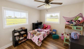 9390 NE 16TH Ter, Anthony, FL 32617