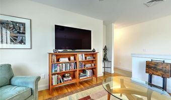 49 Walley St, Bristol, RI 02809