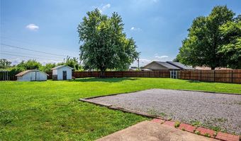 3208 California Ave, Chickasha, OK 73018