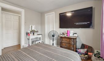 30 Dover St, Bridgeport, CT 06610