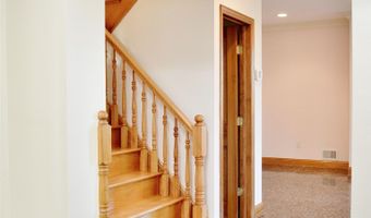 198-200 W 52ND St, Bayonne, NJ 07002