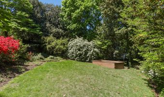 4725 ROCK SPRING Rd, Arlington, VA 22207