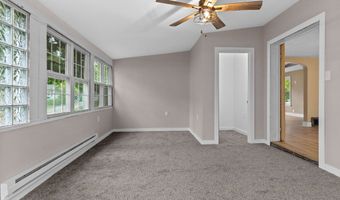 108 POND St, Amherst, WI 54406