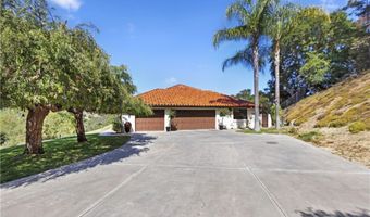 707 S Live Oak Park Rd, Fallbrook, CA 92028