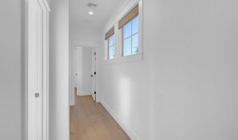 3690 E CANYON Way, Chandler, AZ 85249