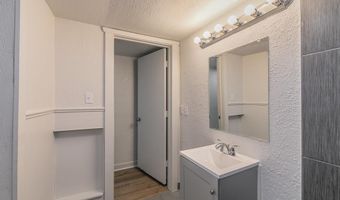 211 S Line St, Weatherford, TX 76086