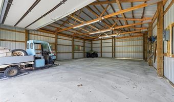 4700 Rural Oaks Dr SE, Alexandria, MN 56308