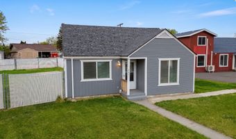 803 9th St, Benton City, WA 99320