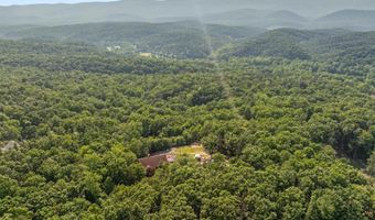 417 MALLARD Dr, Basye, VA 22810