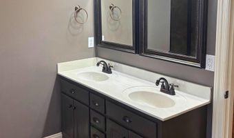 13140 Summerfield Dr, Athens, AL 35613