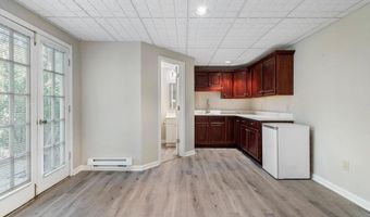 940 Waters Reach Ct, Alpharetta, GA 30022