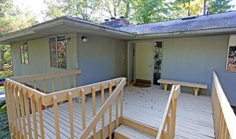 6900 HEATHERHILL Rd, Bethesda, MD 20817