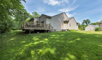 880 Shadow Creek Trl, Amherst, OH 44001