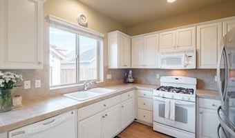 2347 LAURA VISTA Dr, Albany, OR 97321