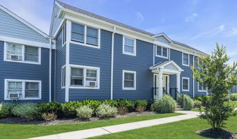 304 Deal Lake Dr 34, Asbury Park, NJ 07712
