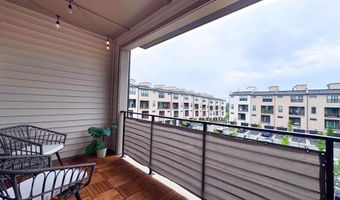 22391 CLAUDE MOORE Dr, Ashburn, VA 20148