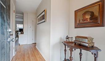 39 SE Shadowlake Dr 39, Bartlesville, OK 74006