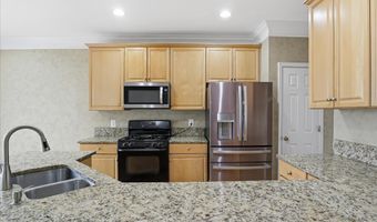 43909 THORNCROFT Ter, Ashburn, VA 20148