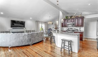 52 Bucyrus Dr, Amherst, NY 14228