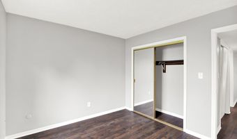8545 La Corrida Ct, Indianapolis, IN 46227