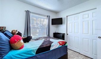 6040 FRANCIS Dr, Apollo Beach, FL 33572