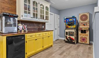 1106 BOBBY Ct, Appleton, WI 54915