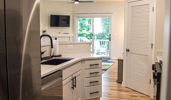 2052 Liberty Hts, Ann Arbor, MI 48103