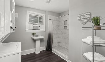 145 Bayview Blvd, Atlantic Beach, NC 28512