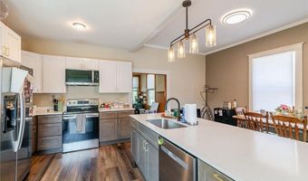 708 N 5th St, Atchison, KS 66002