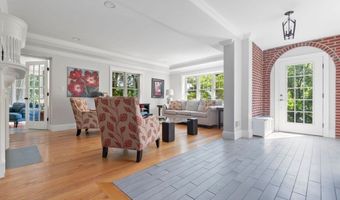 418 Mystic St, Arlington, MA 02474