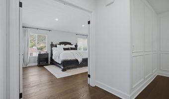 29644 Kimberly Dr, Agoura Hills, CA 91301