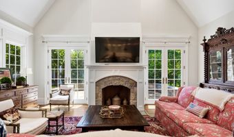 2 Settlers Trl 3, Darien, CT 06820