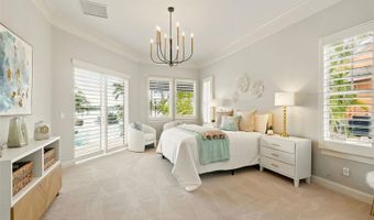 5405 R MERRITT ISLAND Dr, Apollo Beach, FL 33572