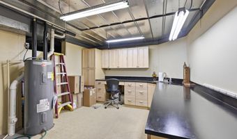 916 E 27th St, Baxter Springs, KS 66713